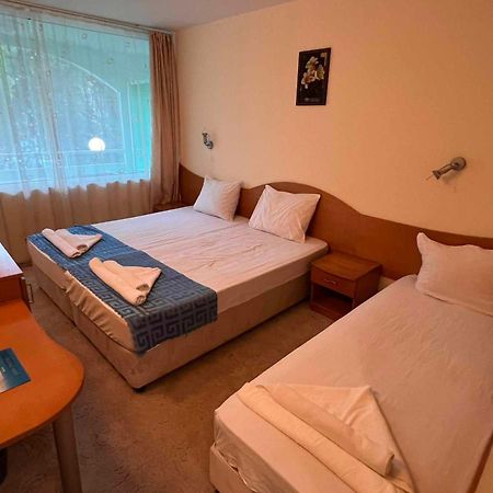 Хотел Диамант Hotel Diamond บัลชิค ภายนอก รูปภาพ
