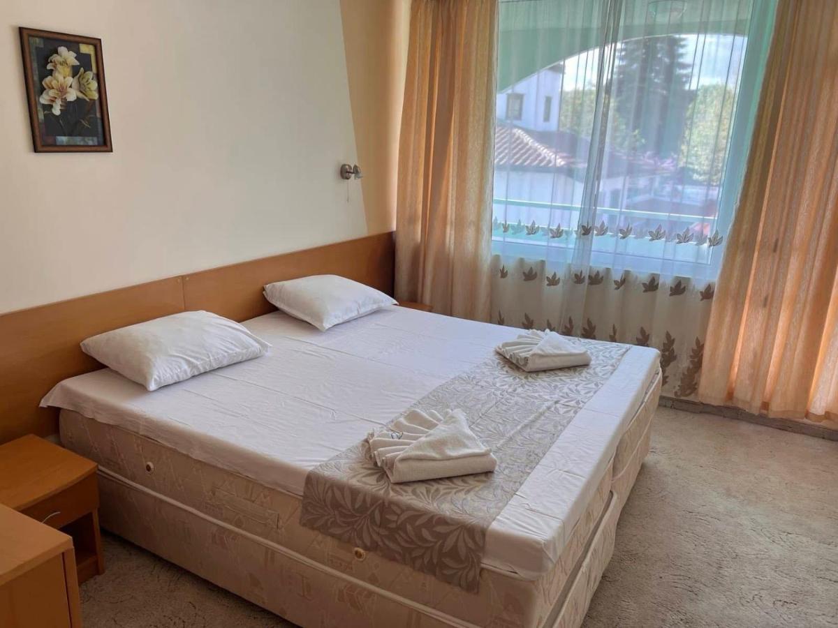 Хотел Диамант Hotel Diamond บัลชิค ภายนอก รูปภาพ