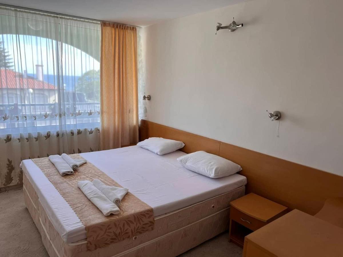Хотел Диамант Hotel Diamond บัลชิค ภายนอก รูปภาพ