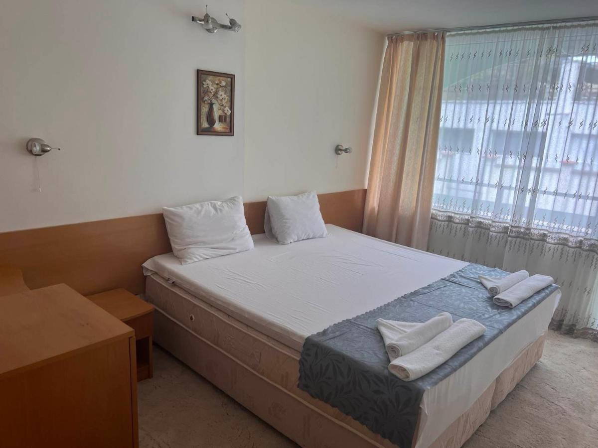 Хотел Диамант Hotel Diamond บัลชิค ภายนอก รูปภาพ